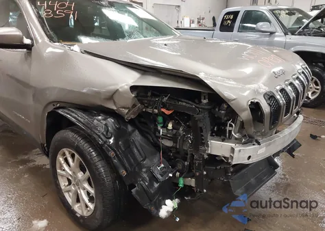 2016 Jeep Cherokee Latitude from USA, damaged, VIN 1C4PJMCSXGW311376